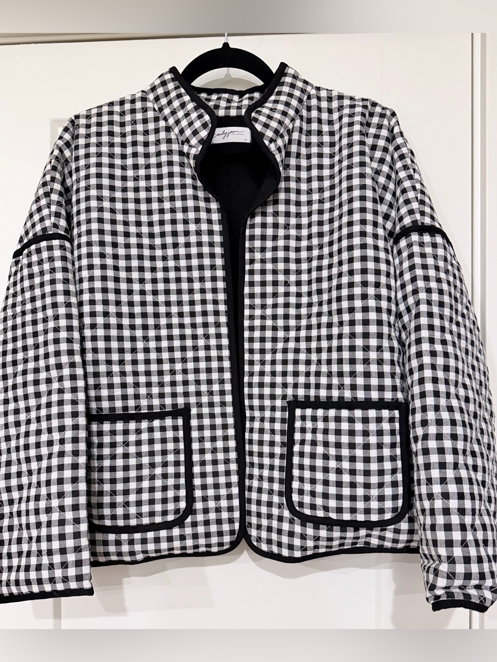 Brand New CJLA Lightweight Quilted Jacket - size M